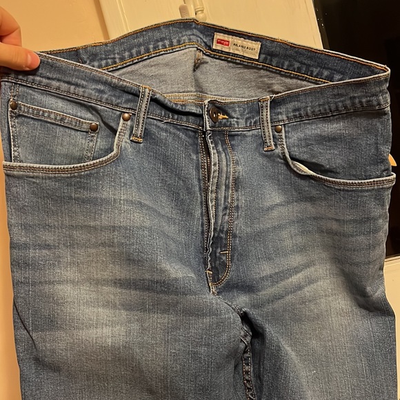 Men’s Wrangler Jeans - Picture 3 of 3